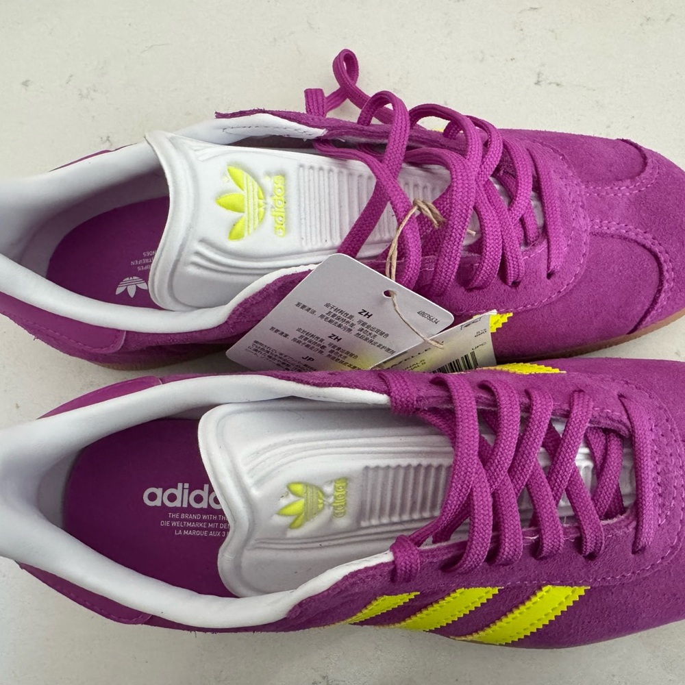 Adidas Women's Purple Sneakers